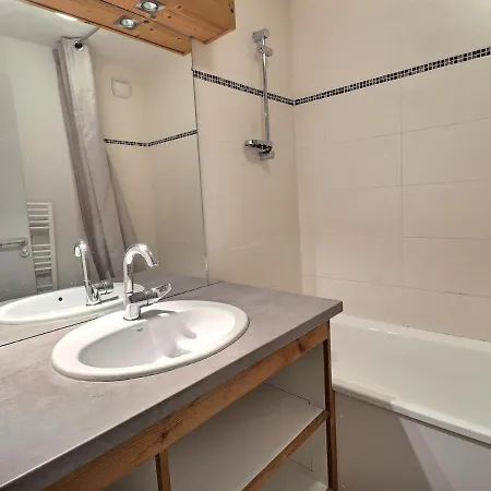 2 Pieces Confortable, Skis Aux Pieds, Proche Commerces - Fr-1-182a-36 Apartamento Courchevel